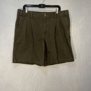 Eddie Bauer Pleated Chino Shorts Military Green Flat Front Preppy Casual 38